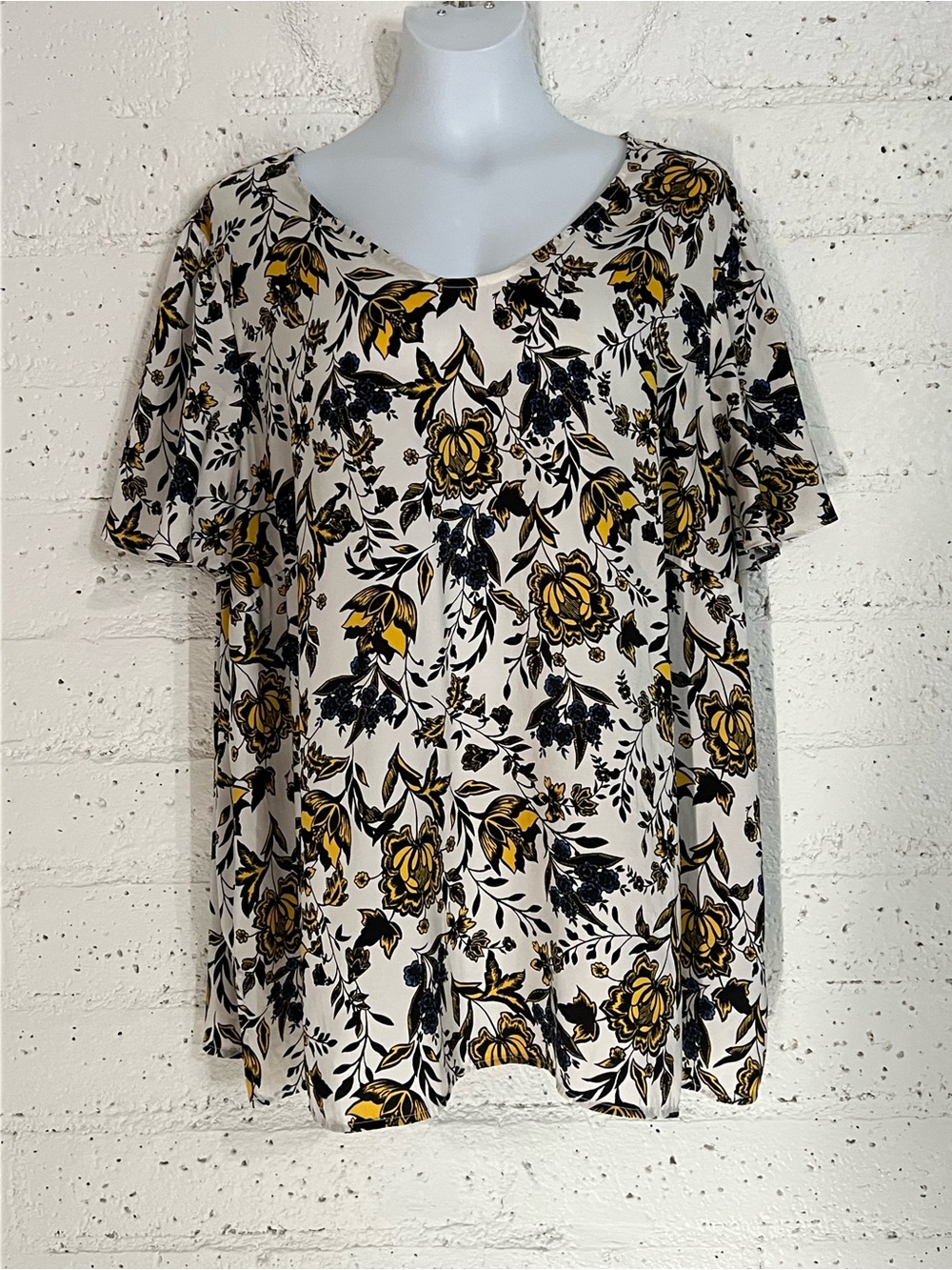 Liz Claiborne Plus Top 3X Yellow Blue Floral Short Ruffle Sleeve Blouse E4